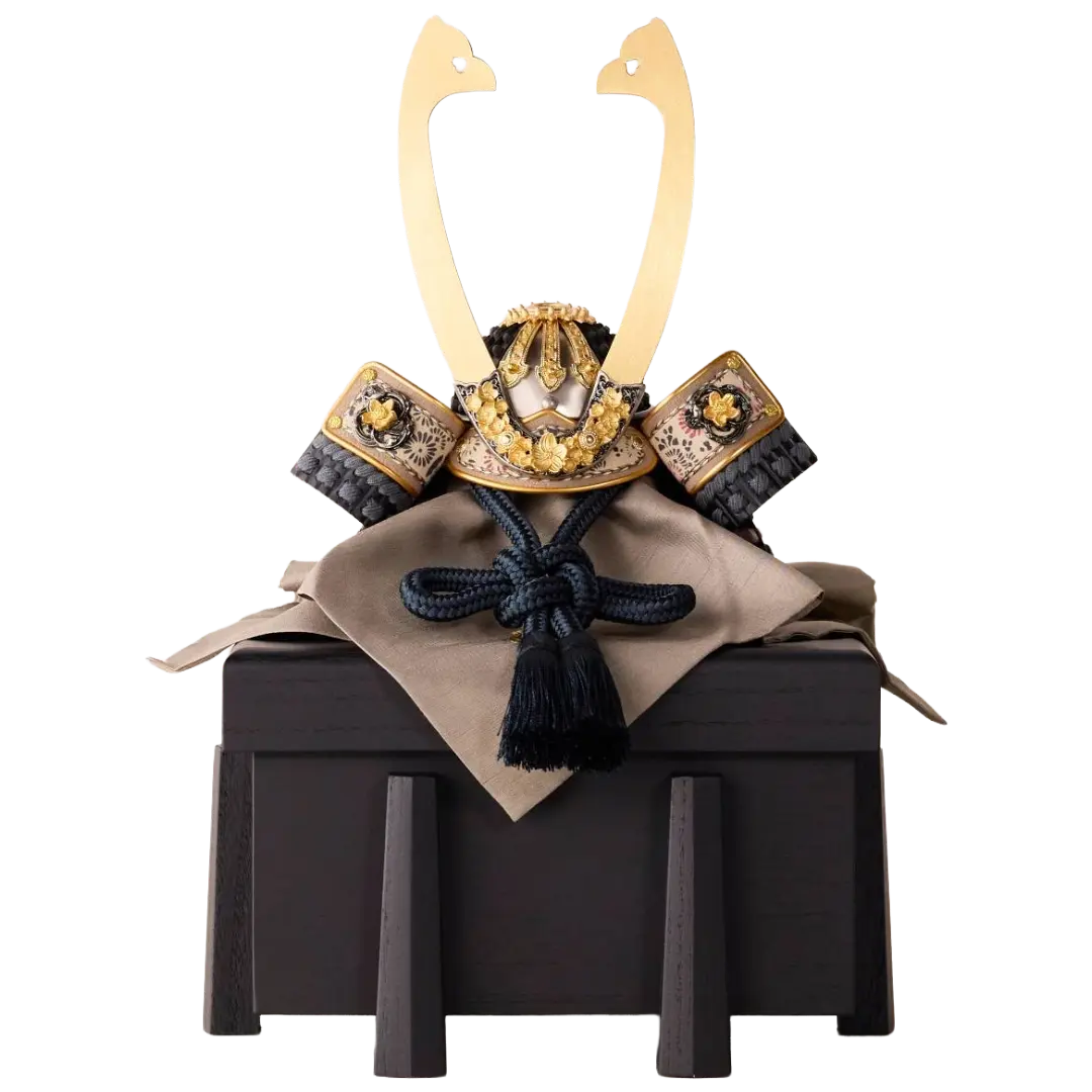 【週末値下げ】15号　兜 忠保作 15号 源義経公 兜飾 雛人形・五月人形なら人形の和光