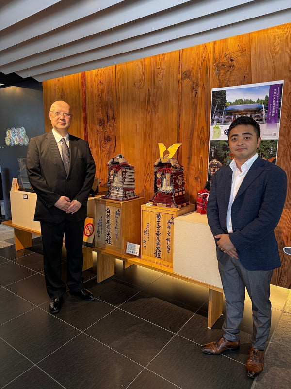 櫛引八幡宮と「国宝模写」の原点を辿る　－赤糸威大鎧（菊一文字の鎧兜）と鈴甲子の技術－