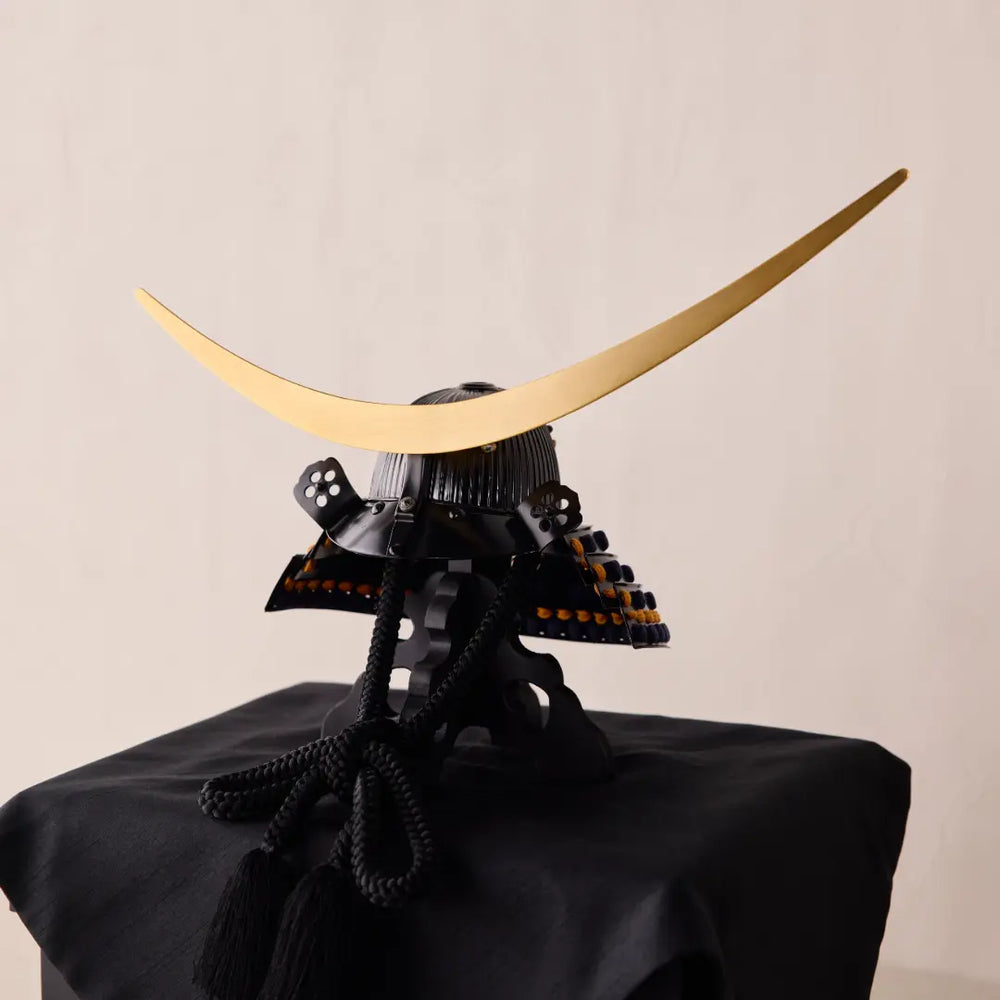 禅 伊達政宗之兜 1/3スケール – 鈴甲子